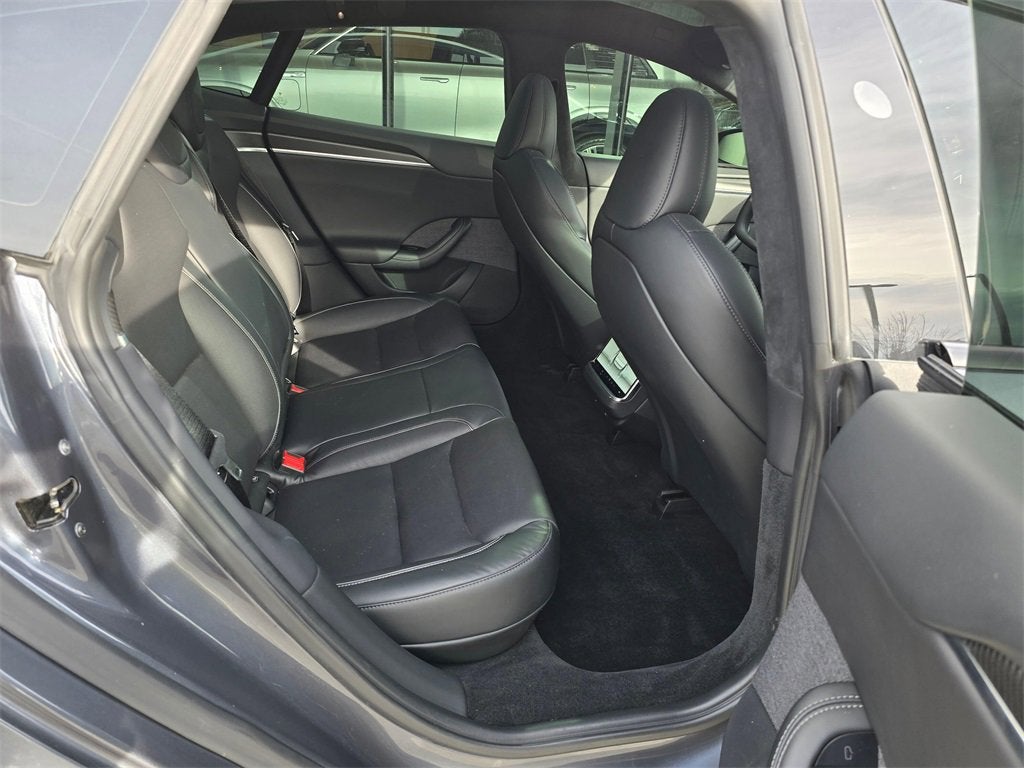 2023 Tesla Model S Plaid