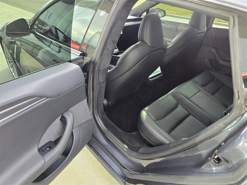2023 Tesla Model S Plaid