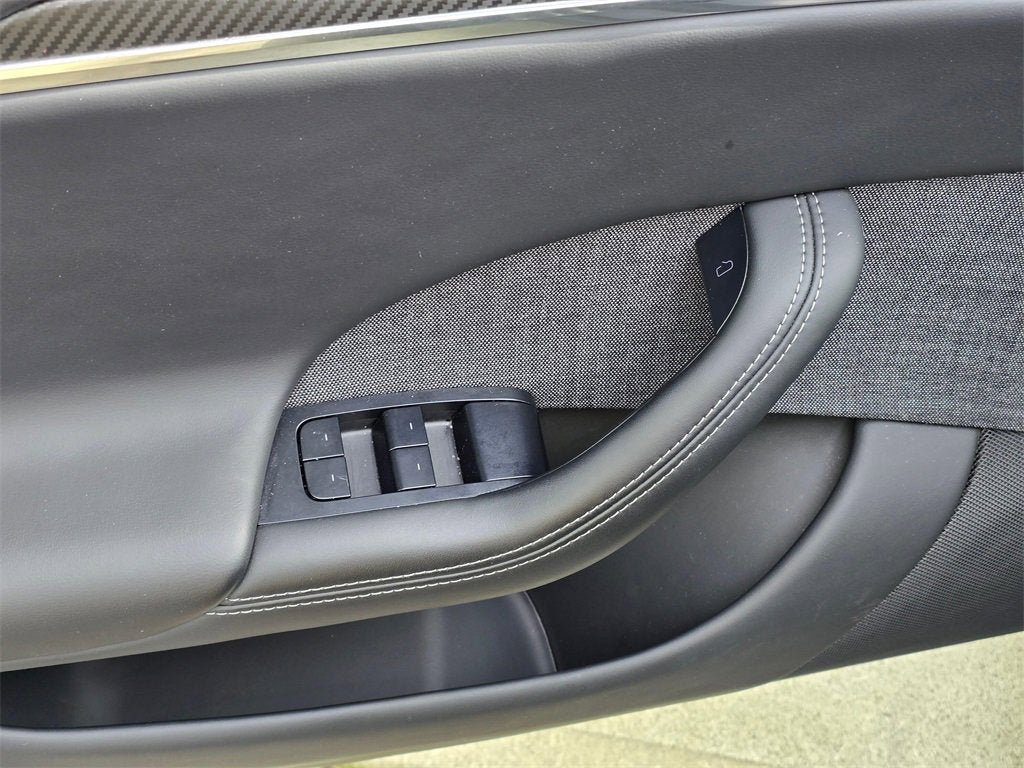 2023 Tesla Model S Plaid