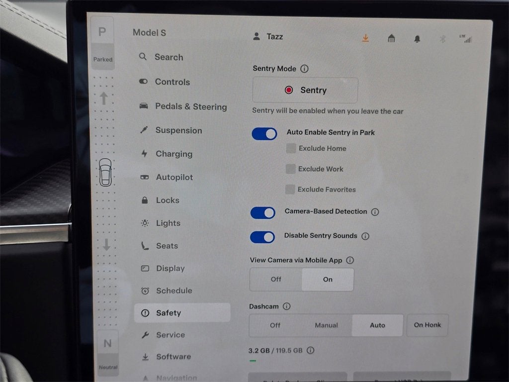 2023 Tesla Model S Plaid