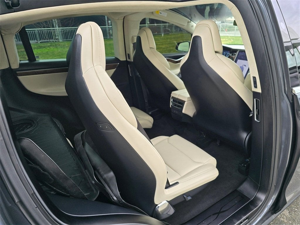 2017 Tesla Model X 90D