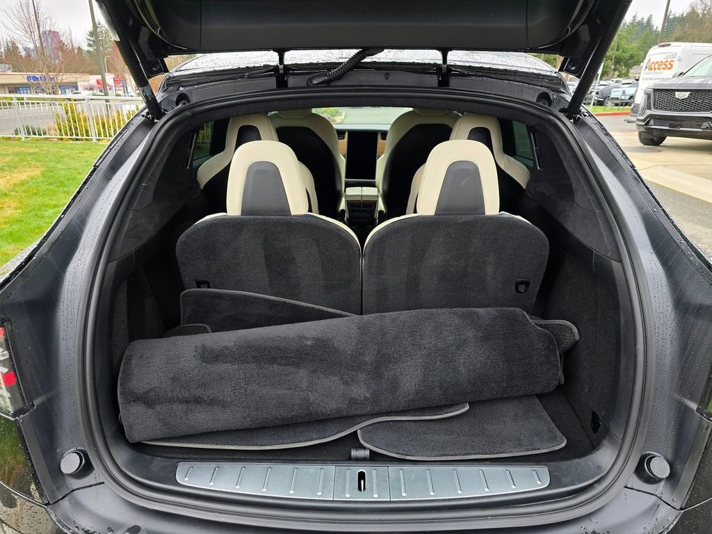 2021 Tesla Model X Performance