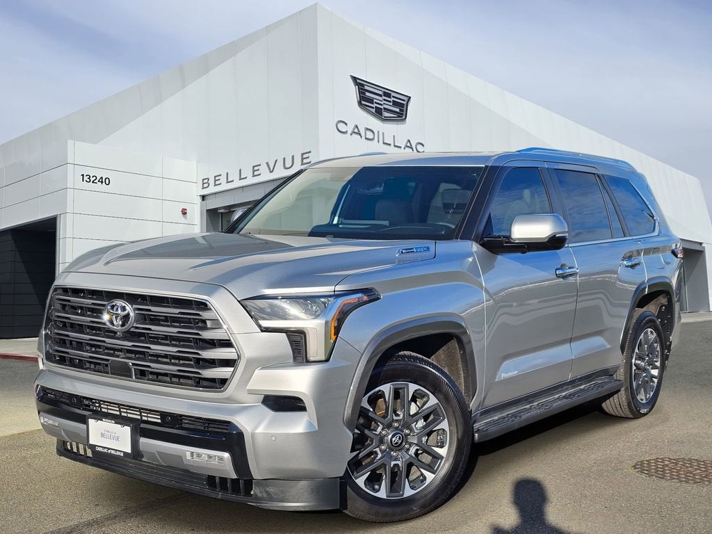 2025 Toyota Sequoia SR5