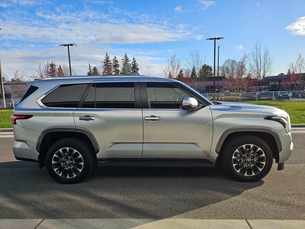2025 Toyota Sequoia SR5
