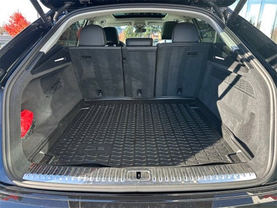 2023 Audi Q8 Premium Plus