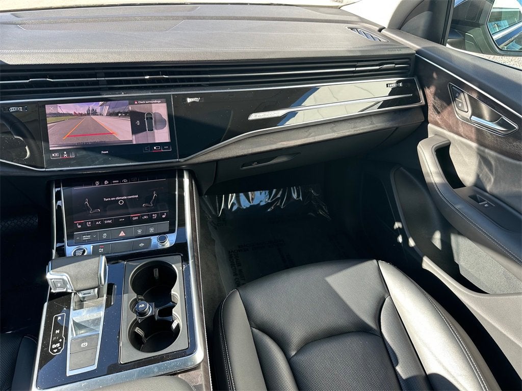 2023 Audi Q8 Premium Plus