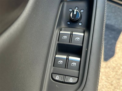 2023 Audi Q8 Premium Plus