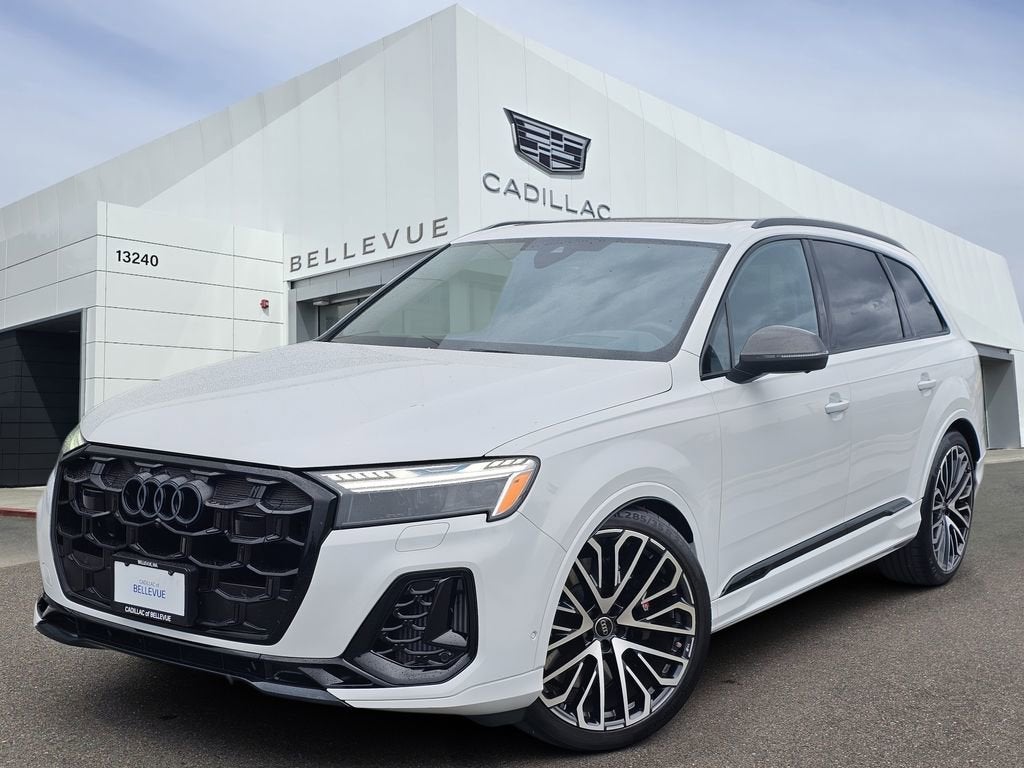 2025 Audi SQ7 Prestige