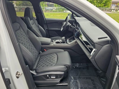 2025 Audi SQ7 Prestige