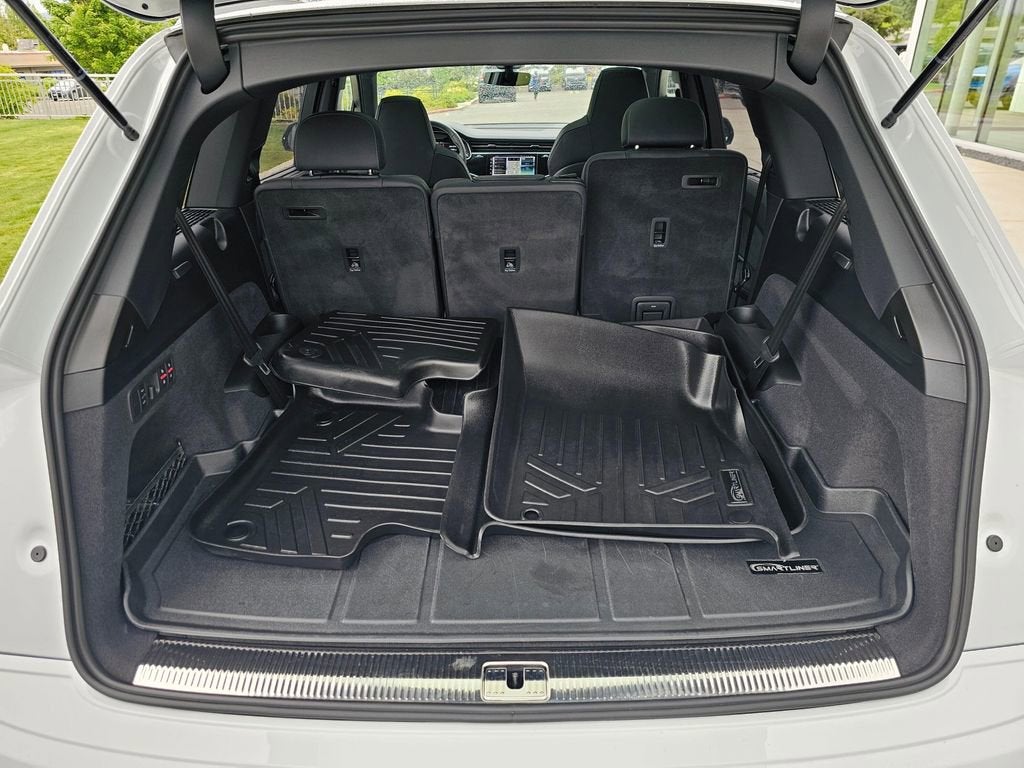 2025 Audi SQ7 Prestige