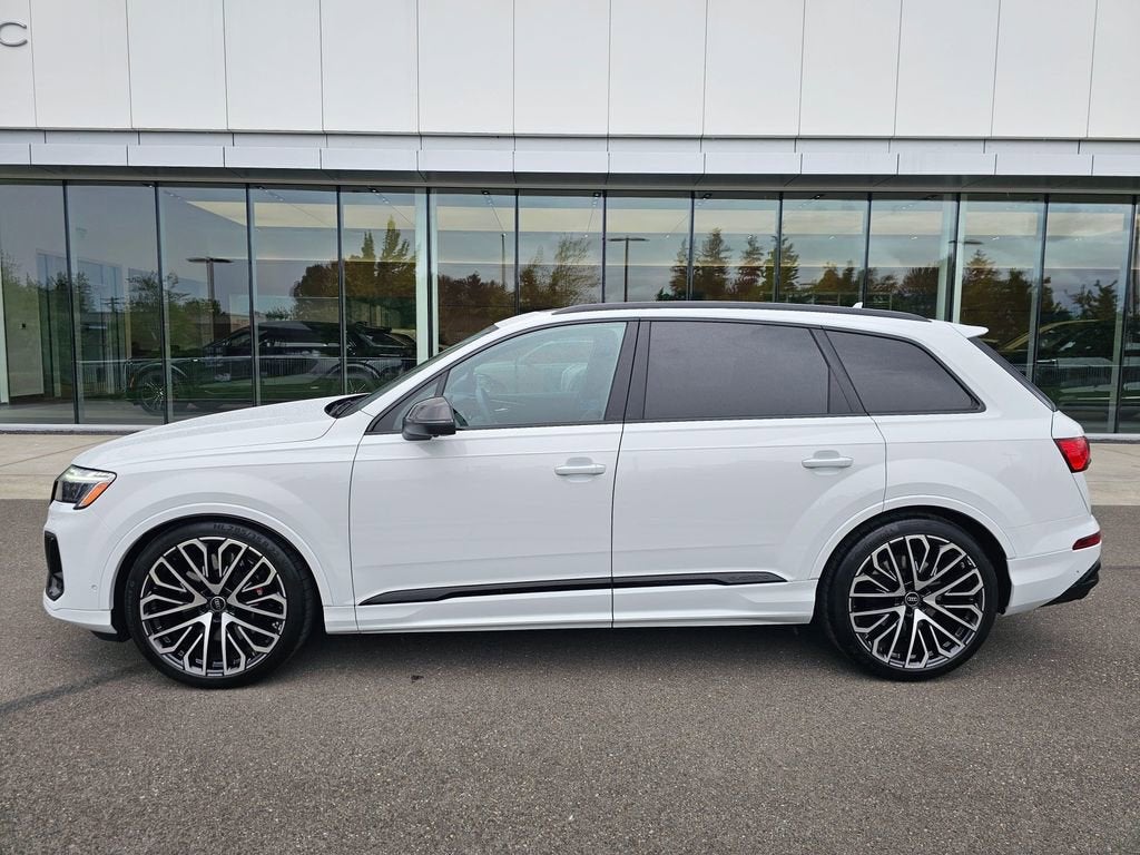 2025 Audi SQ7 Prestige