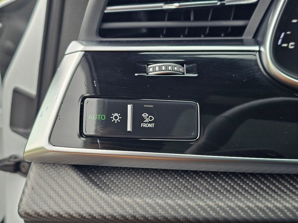 2025 Audi SQ7 Prestige