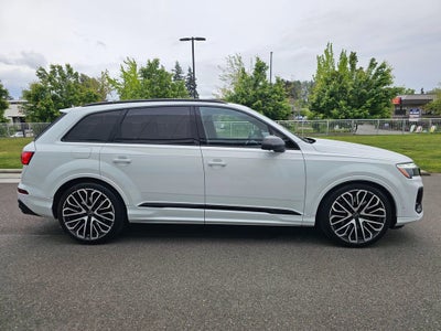 2025 Audi SQ7 Prestige