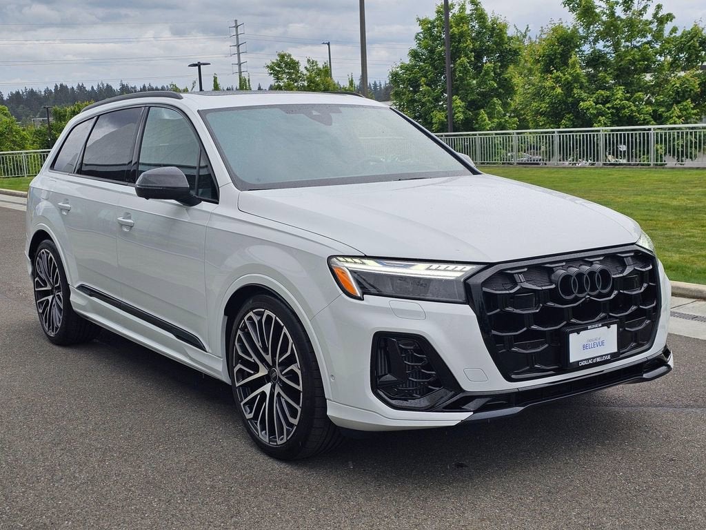 2025 Audi SQ7 Prestige