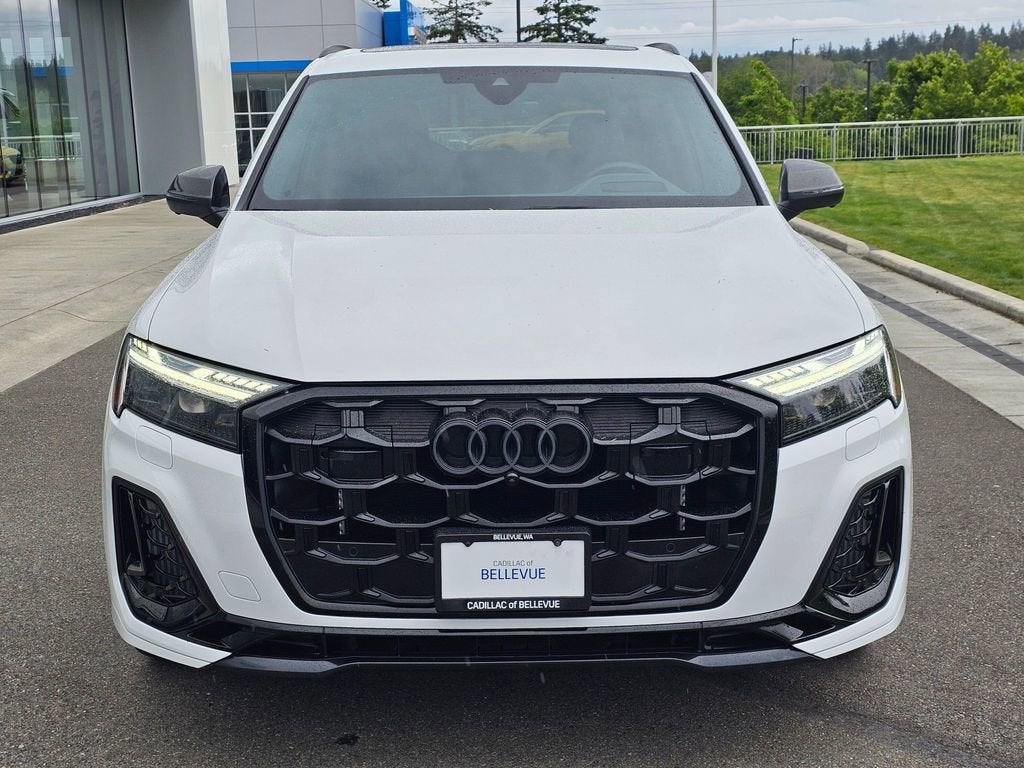 2025 Audi SQ7 Prestige