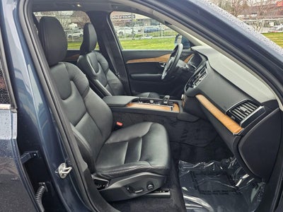 2022 Volvo XC90 Recharge Plug-In Hyb Inscription Expression