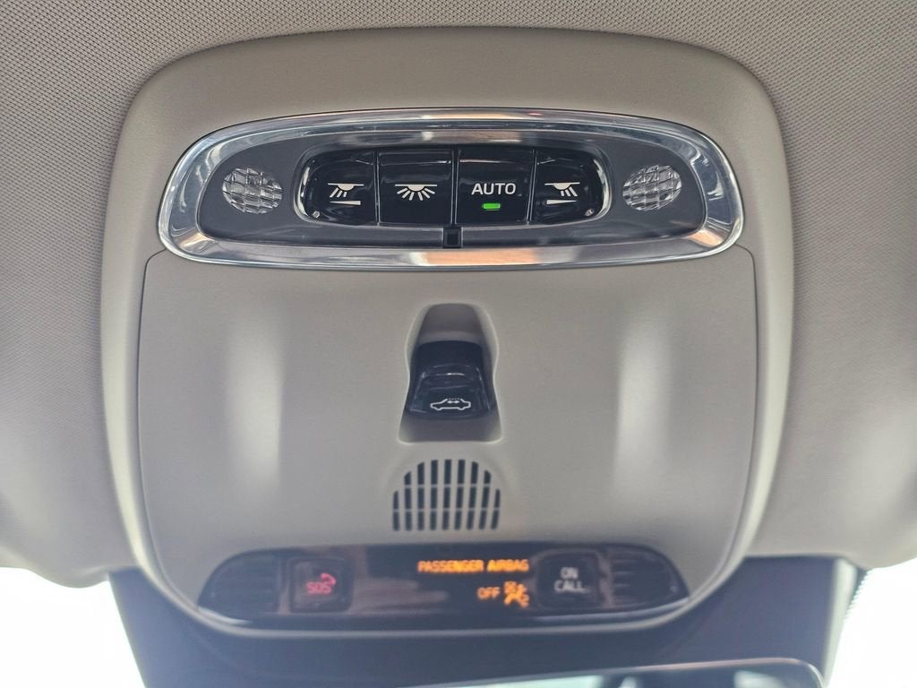 2022 Volvo XC90 Recharge Plug-In Hyb Inscription Expression