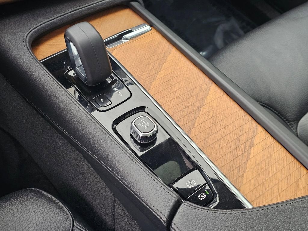 2022 Volvo XC90 Recharge Plug-In Hyb Inscription Expression