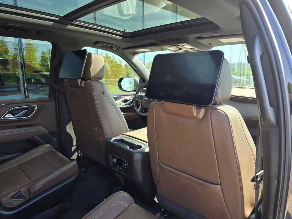 2021 Chevrolet Tahoe High Country rear media