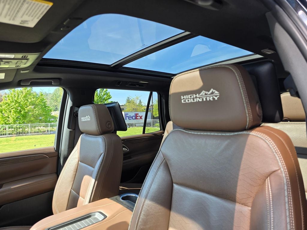 2021 Chevrolet Tahoe High Country rear media