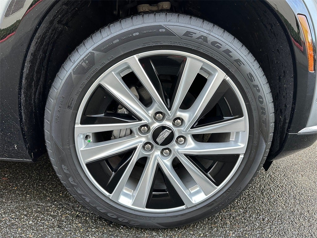 2026 Cadillac VISTIQ Luxury