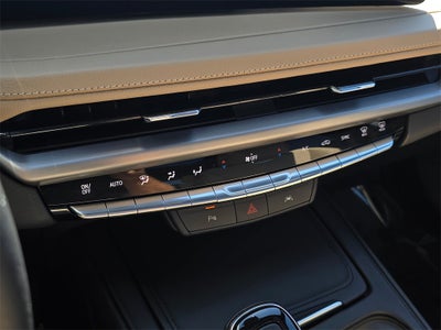 2025 Cadillac XT4 Premium Luxury