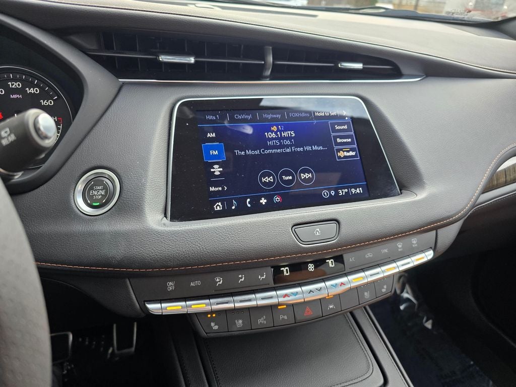 2022 Cadillac XT4 Sport