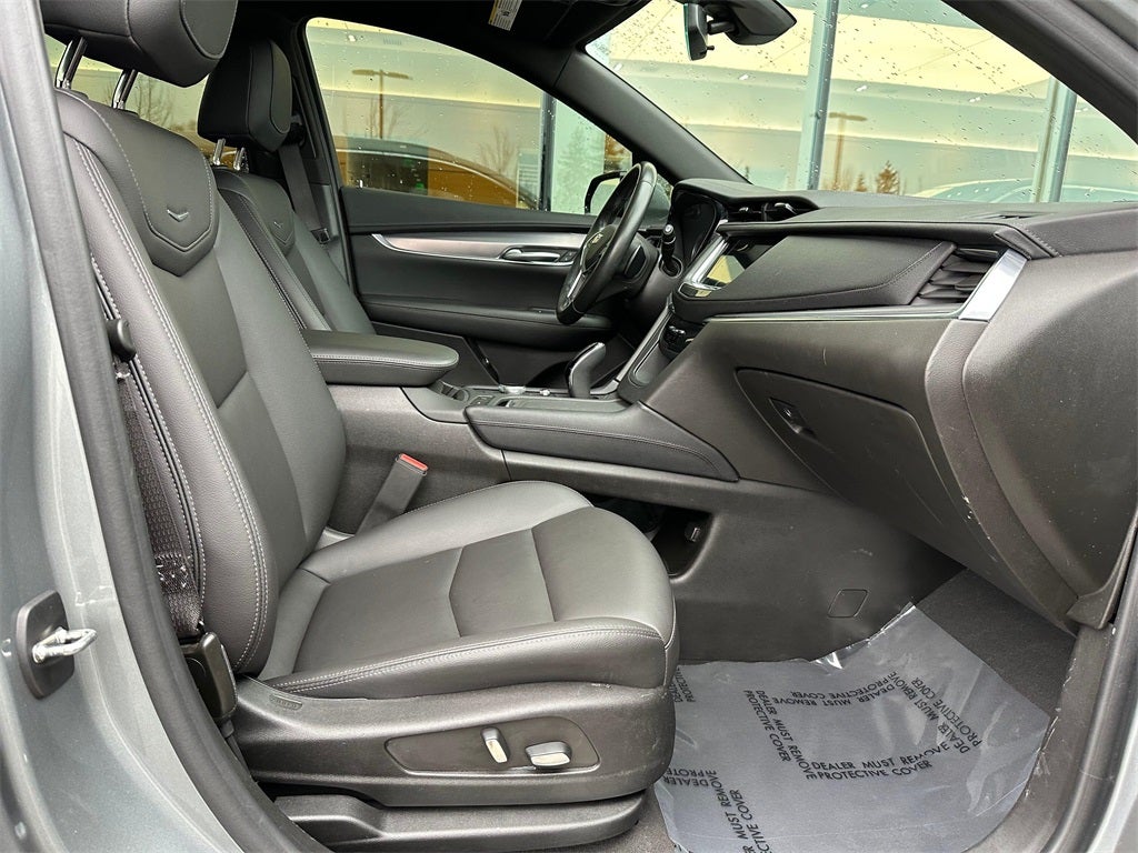 2023 Cadillac XT5 Luxury