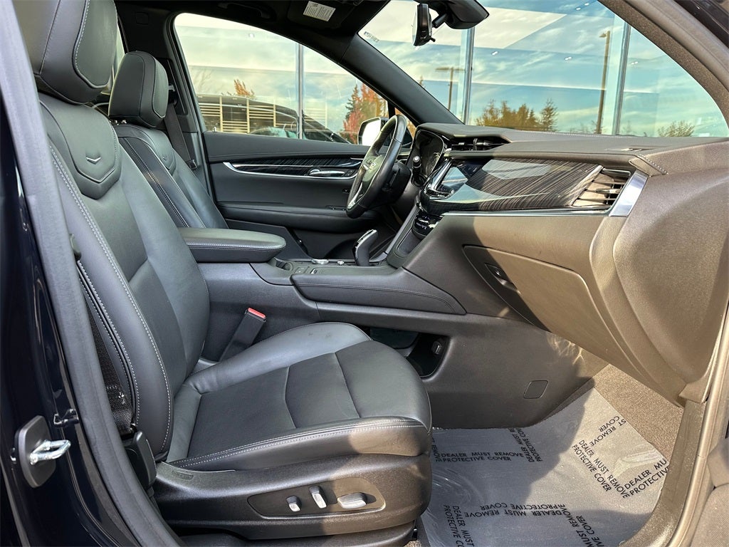 2022 Cadillac XT6 Premium Luxury