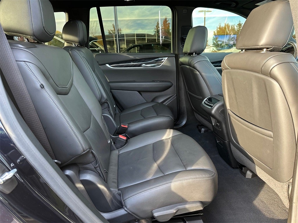 2022 Cadillac XT6 Premium Luxury