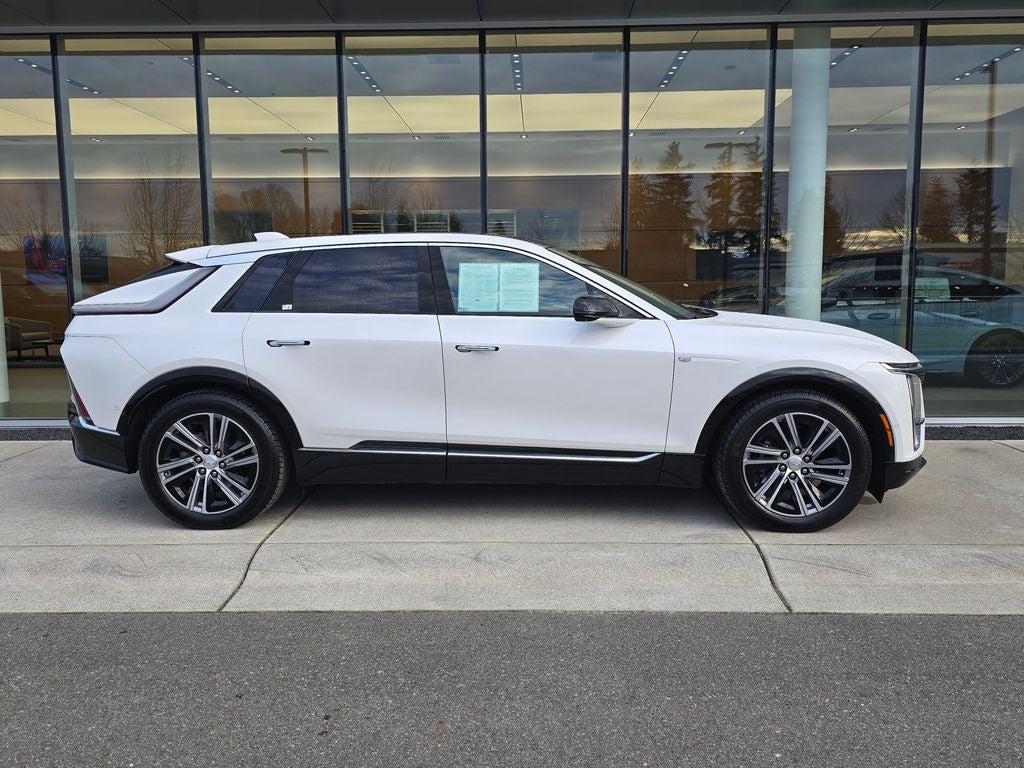 2024 Cadillac LYRIQ Luxury