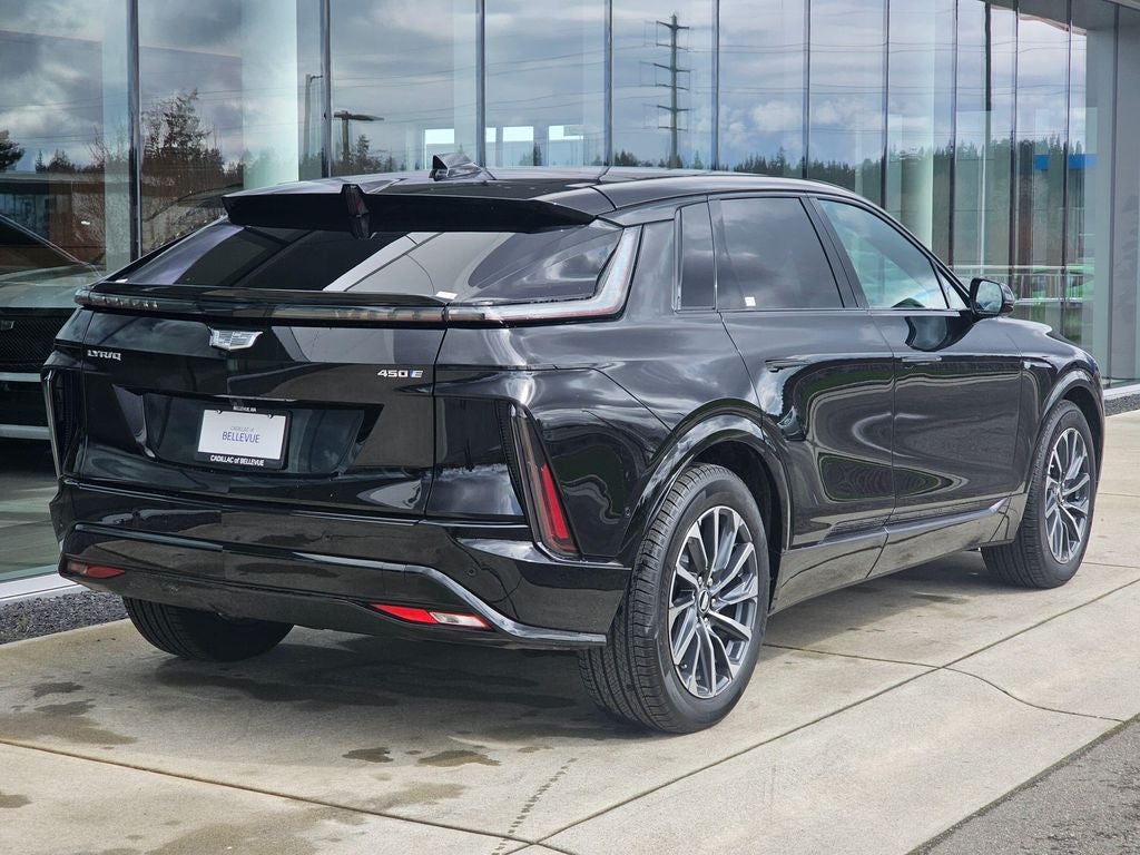 2025 Cadillac LYRIQ Sport