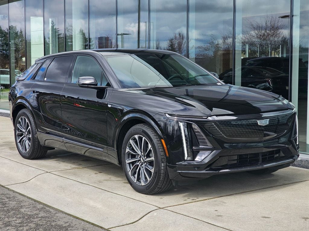 2025 Cadillac LYRIQ Sport