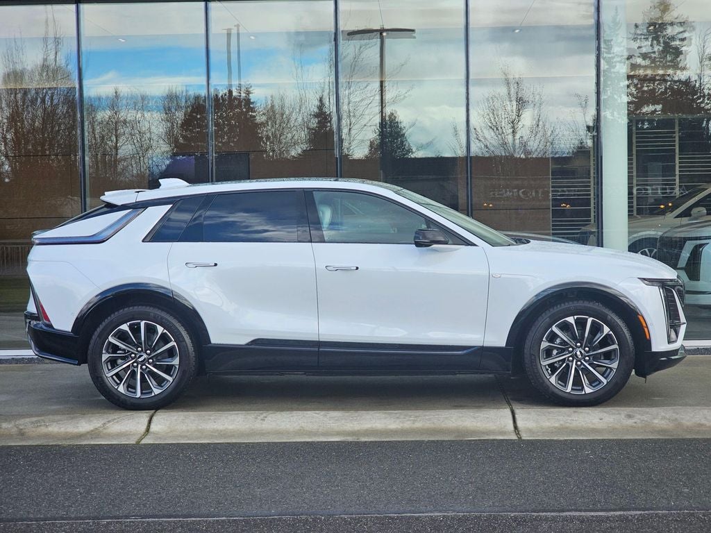 2026 Cadillac LYRIQ Sport