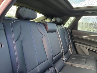 2025 Cadillac LYRIQ Sport