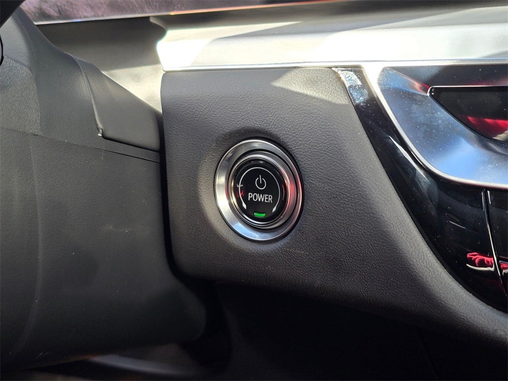 2025 Cadillac LYRIQ Sport