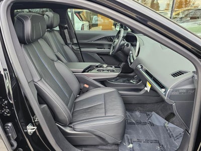 2025 Cadillac LYRIQ Sport