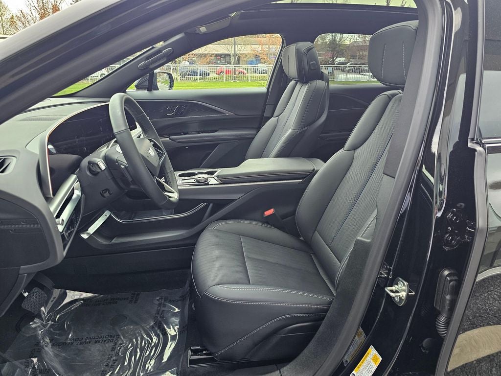 2025 Cadillac LYRIQ Sport