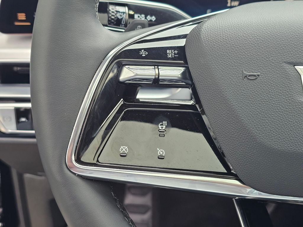 2025 Cadillac LYRIQ Sport