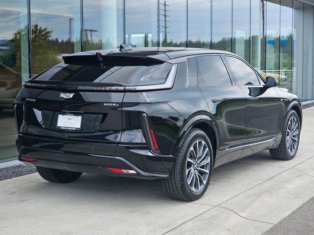 2024 Cadillac LYRIQ Sport
