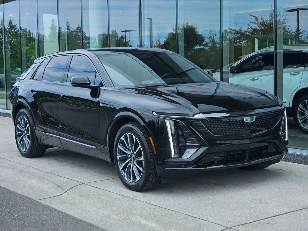 2024 Cadillac LYRIQ Sport
