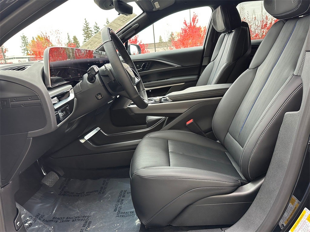 2025 Cadillac LYRIQ Sport