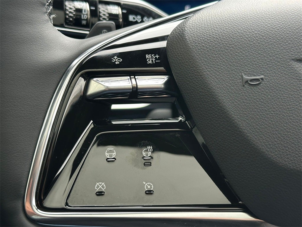 2025 Cadillac LYRIQ Sport