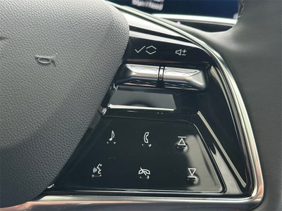 2025 Cadillac LYRIQ Sport