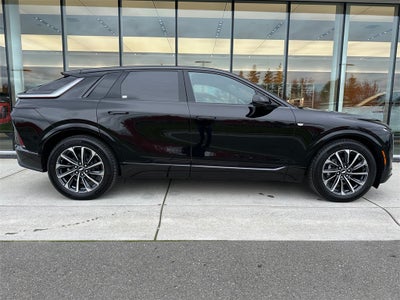 2025 Cadillac LYRIQ Sport