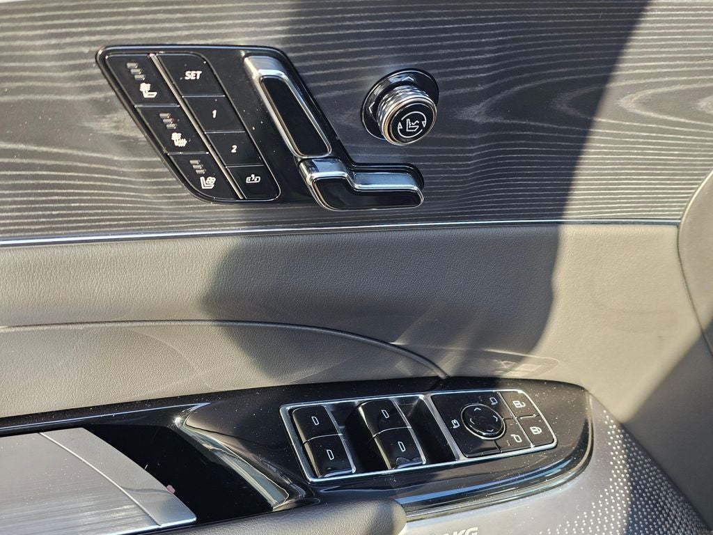 2025 Cadillac LYRIQ Sport