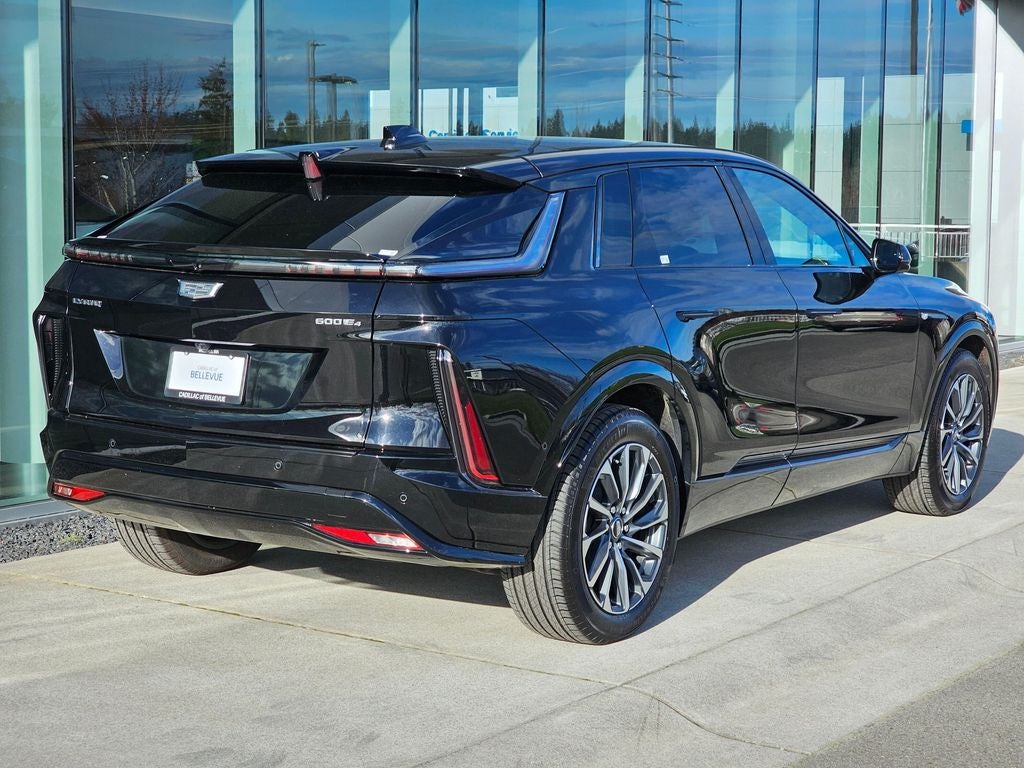 2025 Cadillac LYRIQ Sport