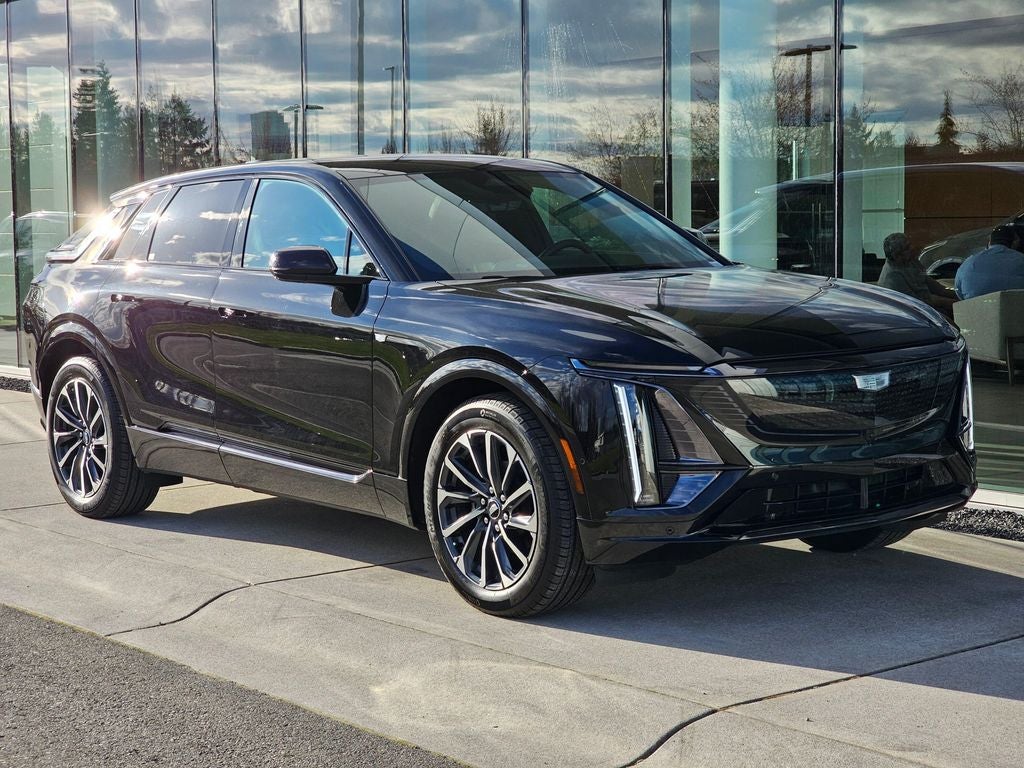2025 Cadillac LYRIQ Sport