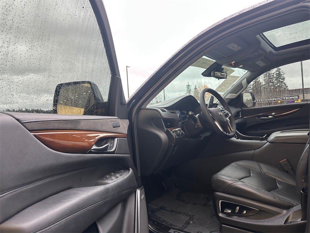 2020 Cadillac Escalade Premium Luxury