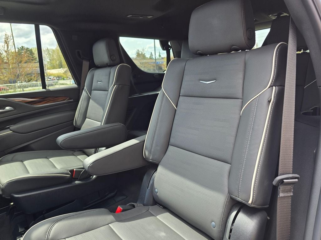 2024 Cadillac Escalade Premium Luxury